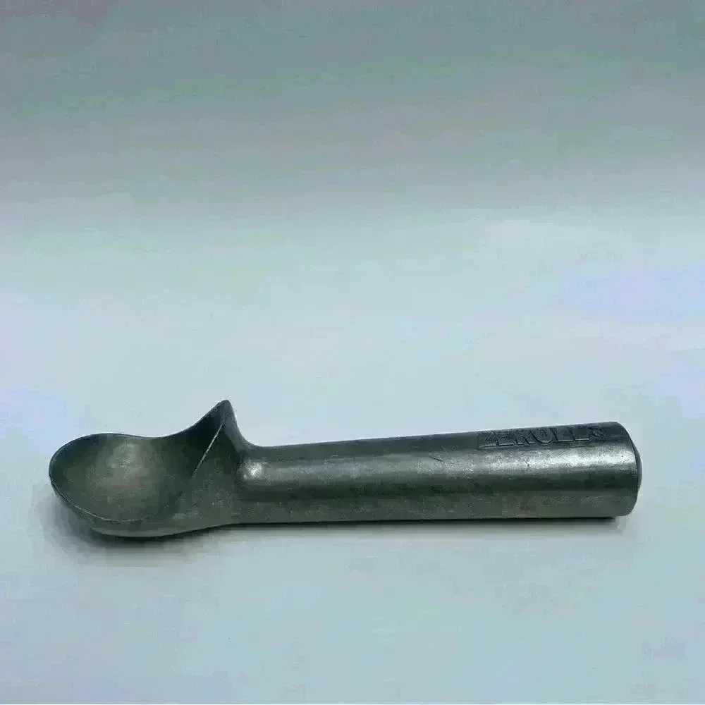 Zeroll Ice Cream Scoop 20 Cast Aluminum Bakelite Butterscotch Knob